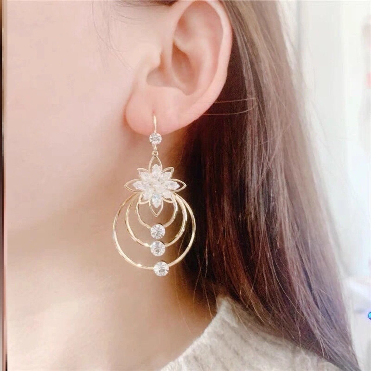 🎁Geometric multi-layered circle flower earrings