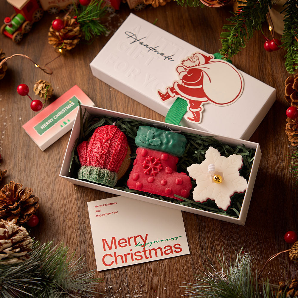 Creative Christmas Scented Candle Set – Gingerbread Man, Snowflake & Tree Design with Wooden Tray | Holiday Home Decor & Gift Idea