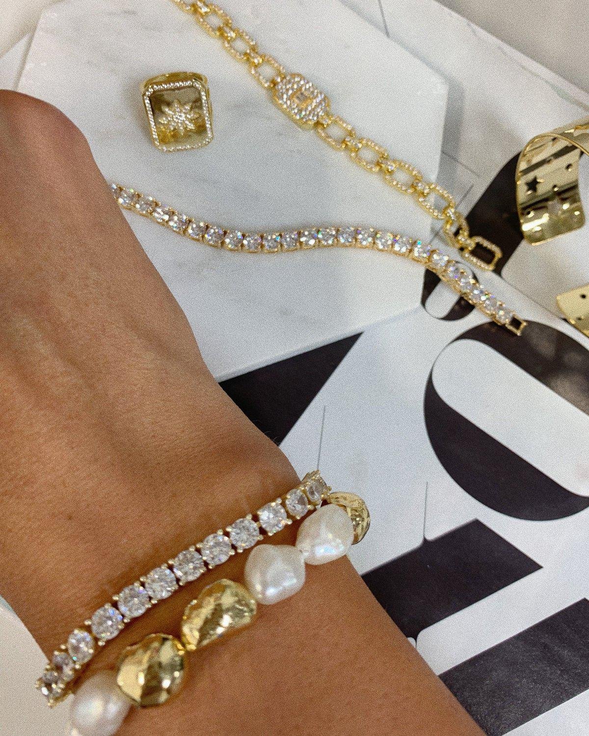 🔥 Sparkling Zircon Bracelet