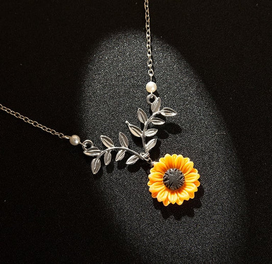 "Sunshine" Sunflower Heart Necklace Jewelry Gift